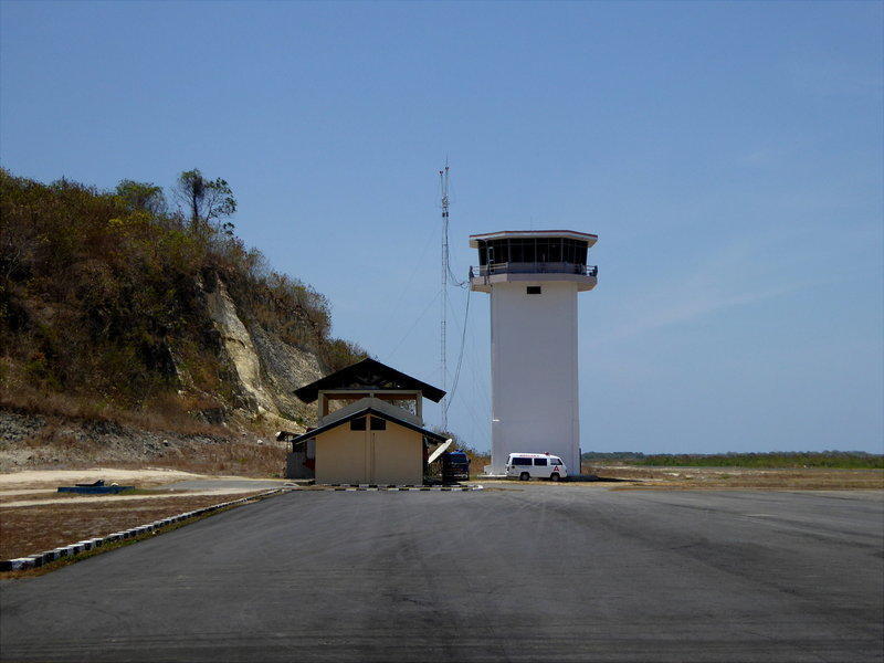 Kalabahi to Kupang NTT州アロール県都カラバヒから州都クパン飛行